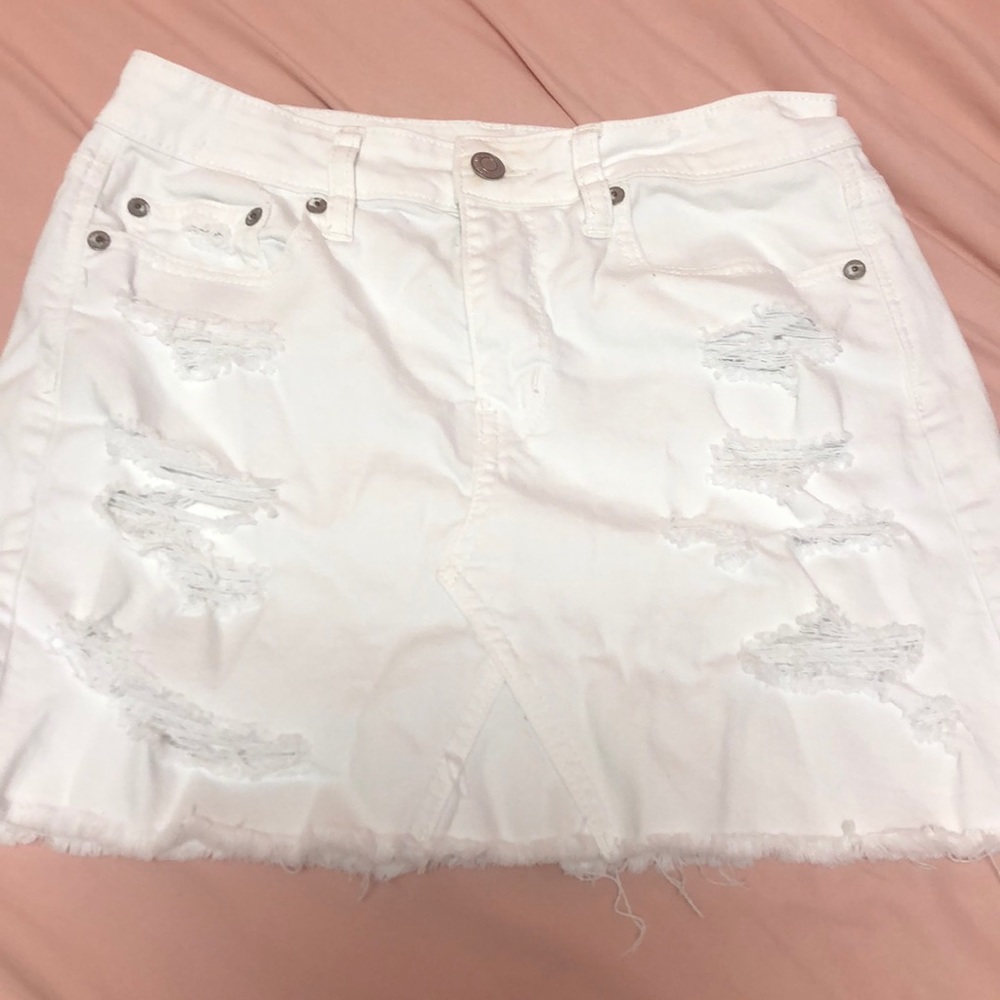 White American Eagle skirt
